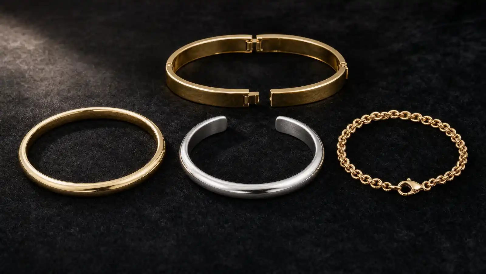 Cover Image for Bangle vs Cuff vs Link Bracelet: Which Suits You
